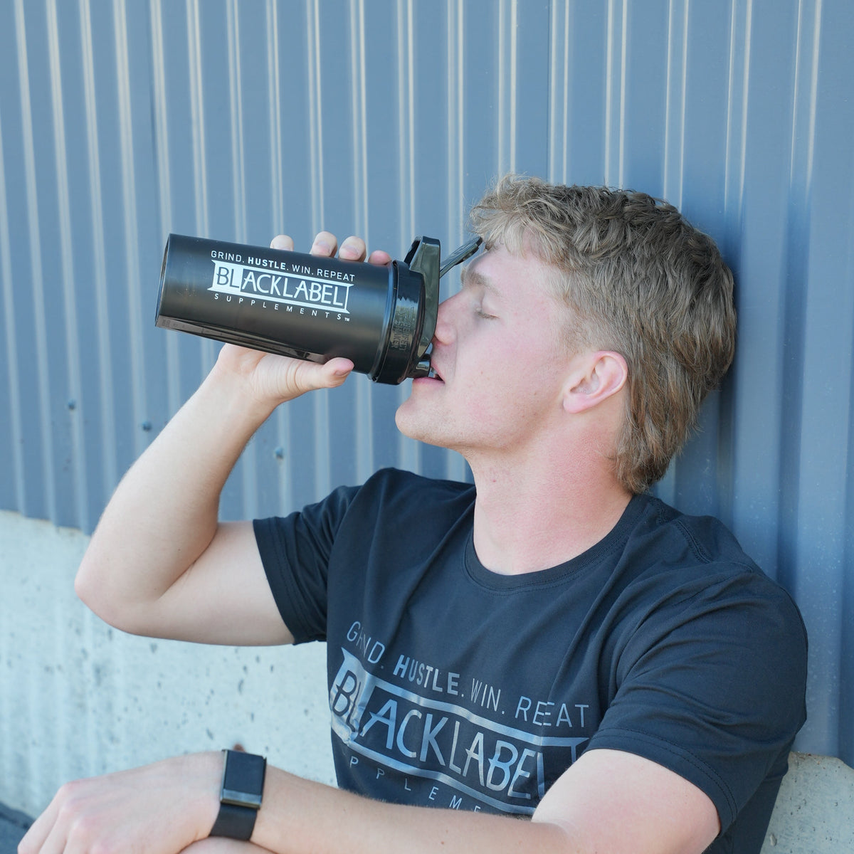 28 Oz Protein Shaker Bottle With Lid